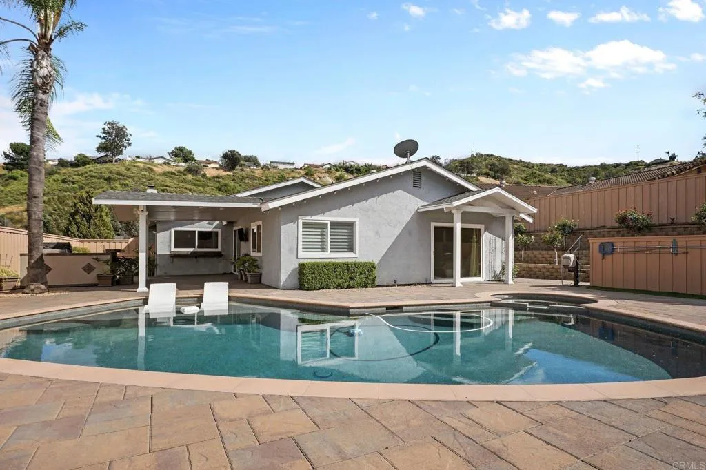 https://cdn.realtyfeed.com/cdn/127/306688469/559fcc50c4cf50ed31b6bc0a32ff971f.webp