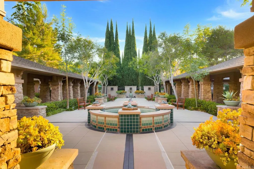 https://cdn.realtyfeed.com/cdn/127/306688501/4bd35131b1878870a9c2a2d312369c10.webp