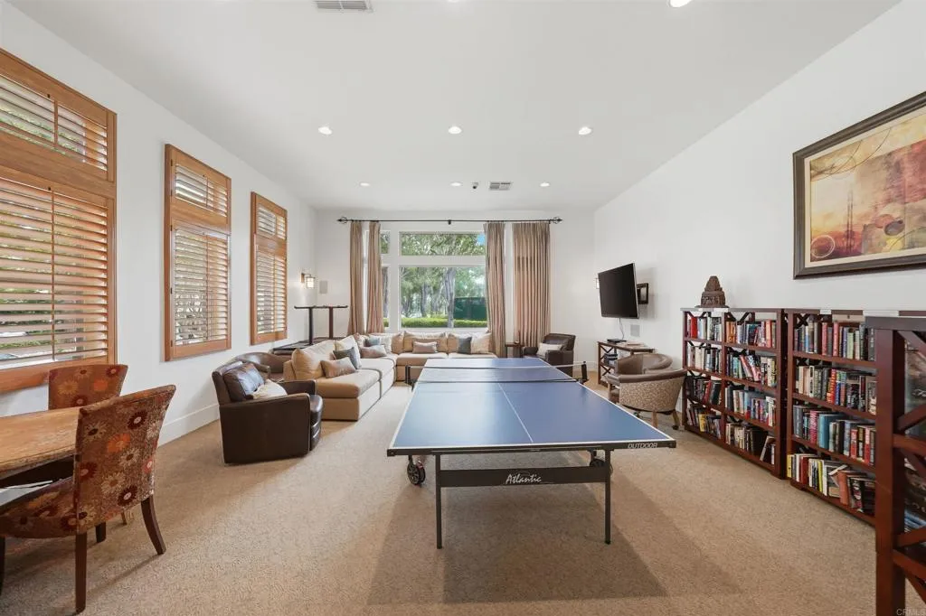 https://cdn.realtyfeed.com/cdn/127/306688501/55f6fcda550ea83efd366f4d7a39803a.webp
