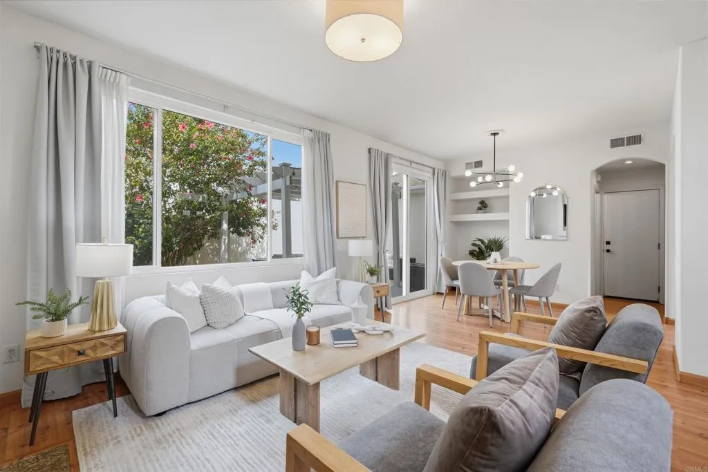 https://cdn.realtyfeed.com/cdn/127/306688501/7a029646ec2f4d8d8c147695db50bf3f.webp