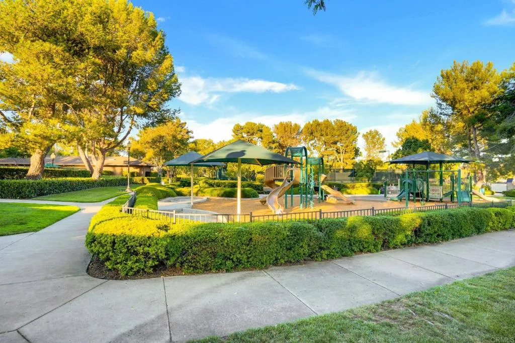 https://cdn.realtyfeed.com/cdn/127/306688501/845edba90b07f3066661c5f780105ae4.webp