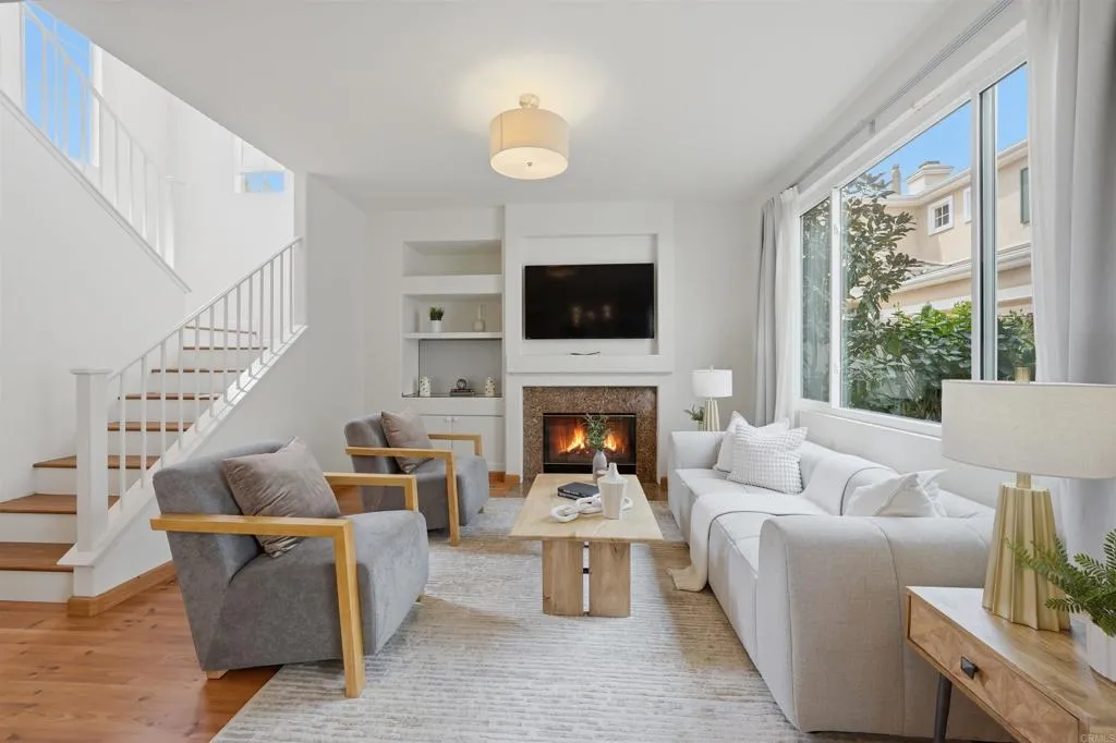 https://cdn.realtyfeed.com/cdn/127/306688501/a00cd1a532e08877531938d5d8a3f0e2.webp