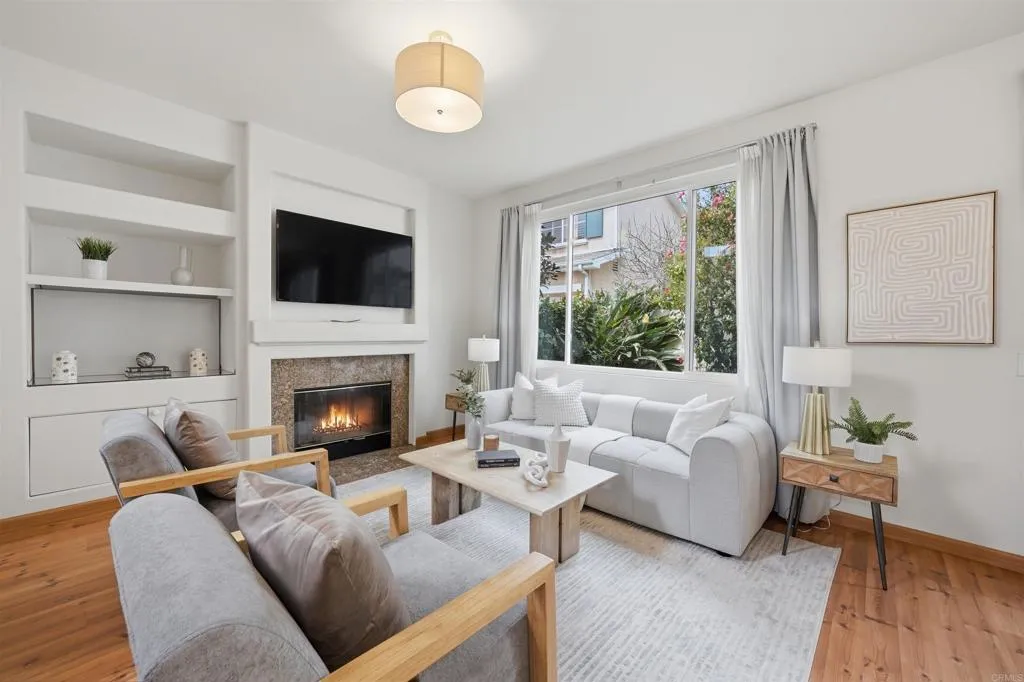 https://cdn.realtyfeed.com/cdn/127/306688501/b6e6aa7148eabd1f88c022f129d533f0.webp