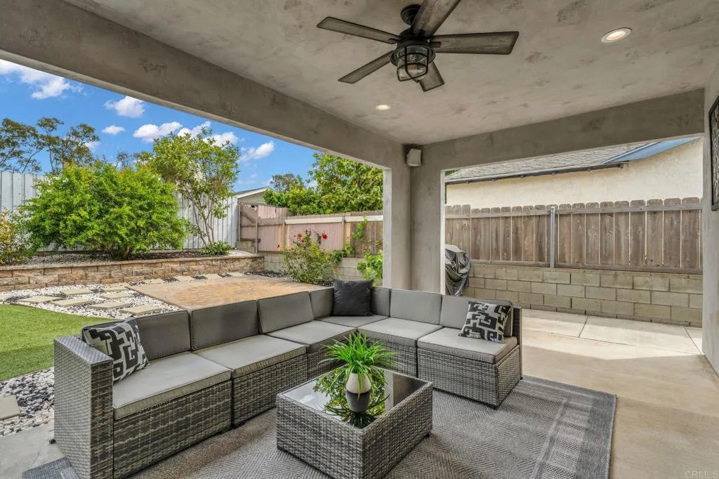https://cdn.realtyfeed.com/cdn/127/306688548/6492dba4077c6bd3aea70b0f645cf9ed.webp