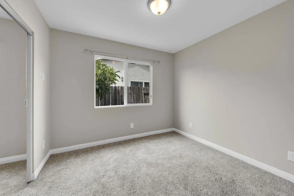 https://cdn.realtyfeed.com/cdn/127/306688548/b4d8c9a3e5522a2078d14eb44622822a.webp