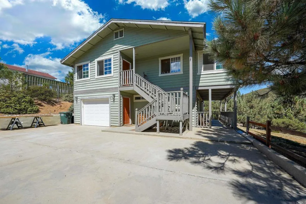 https://cdn.realtyfeed.com/cdn/127/306688568/c33eb3a0a72ca757198f8f204def08be.webp