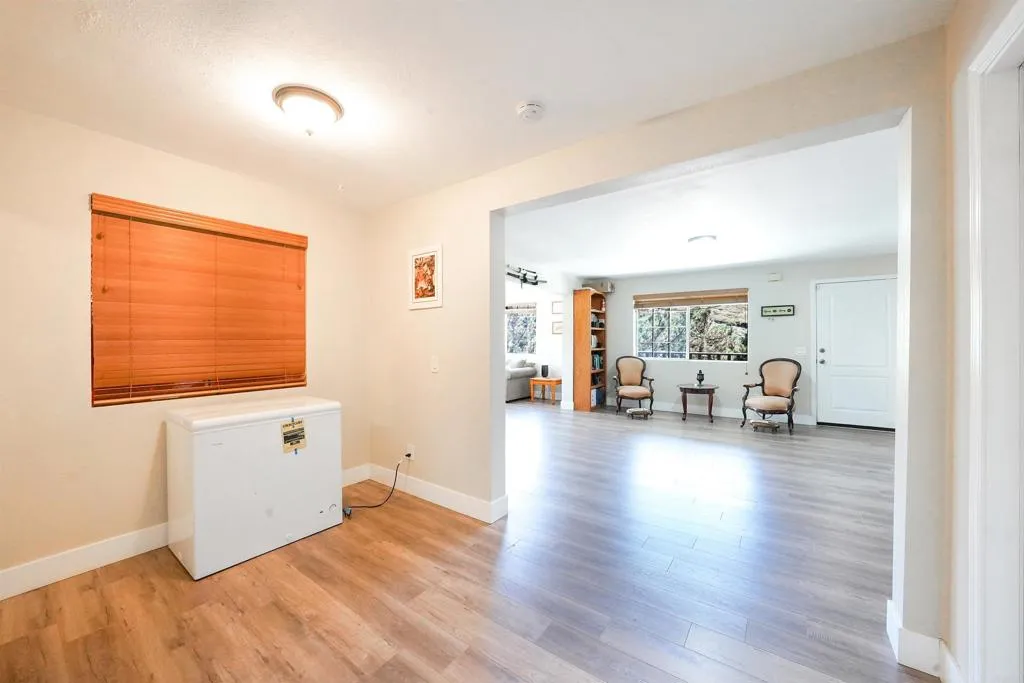 https://cdn.realtyfeed.com/cdn/127/306688568/d8a242d529b3176342e4c750199a65f4.webp