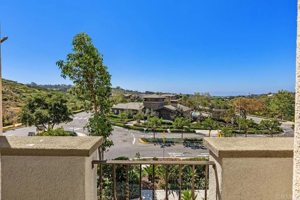 https://cdn.realtyfeed.com/cdn/127/306688576/74d08334f67e37842d084bccbdf8ec29.webp