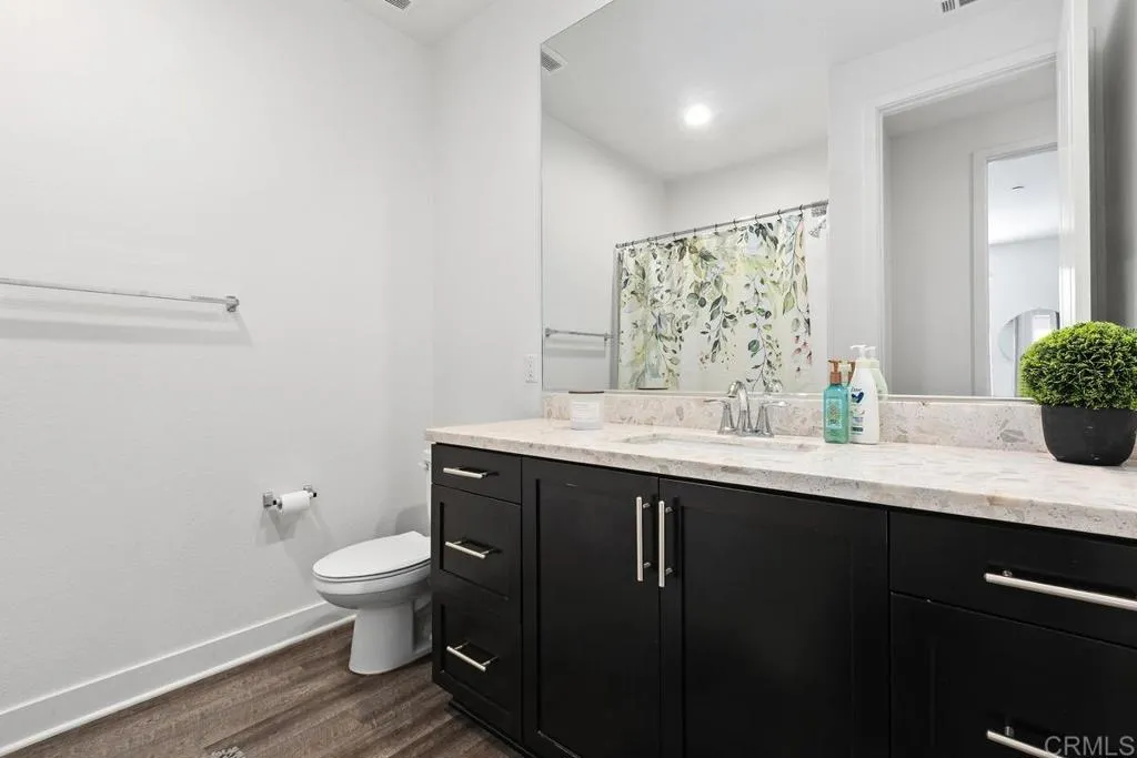 https://cdn.realtyfeed.com/cdn/127/306688576/7bd1cf36ea09e78493f1192a3fa49b99.webp