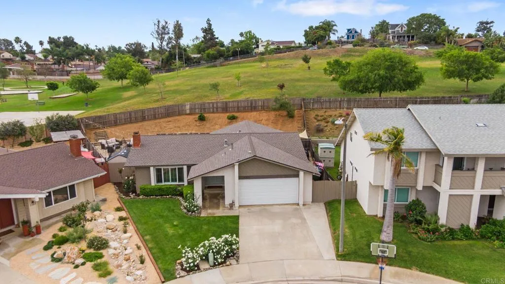 https://cdn.realtyfeed.com/cdn/127/306688621/74ee49ed1244bcd49561b0abfb196da1.webp