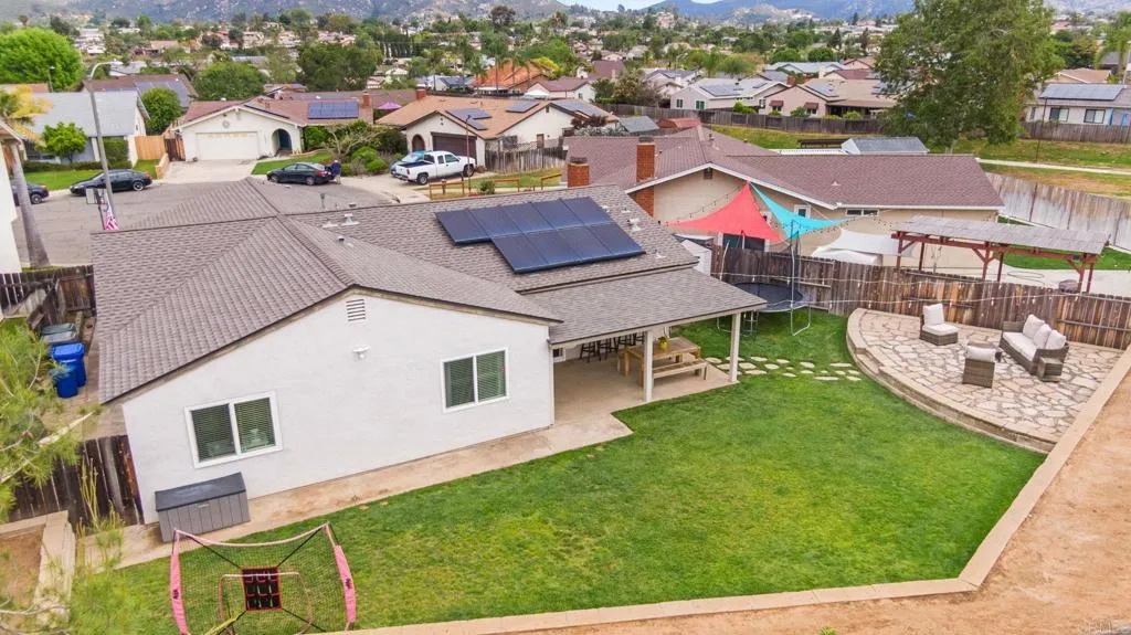 https://cdn.realtyfeed.com/cdn/127/306688621/8e241ba7bb971686cc08f559fe7626c9.webp