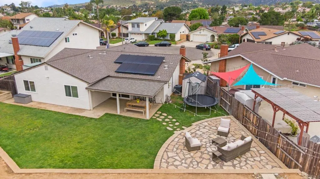 https://cdn.realtyfeed.com/cdn/127/306688621/b13ca6d2549a7c77be7a0b8914f87464.webp
