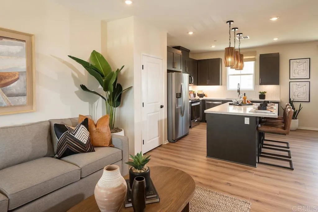 Photo #3: NDP2603469 Listing: Photo #3