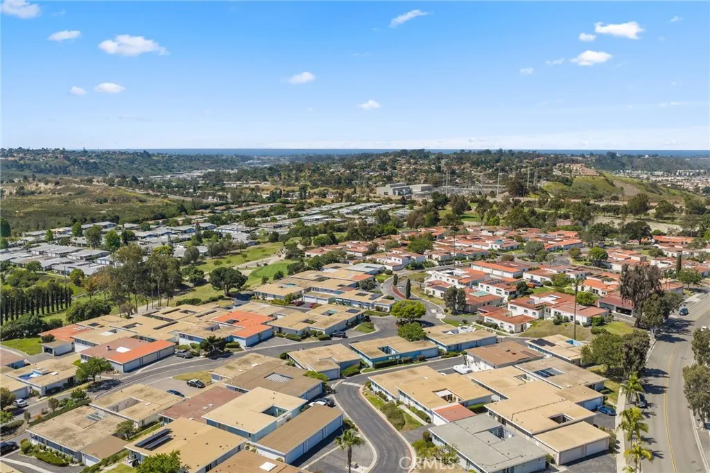 https://cdn.realtyfeed.com/cdn/127/306688629/075a10e1b5c9cf73af0c470033416f0b.webp