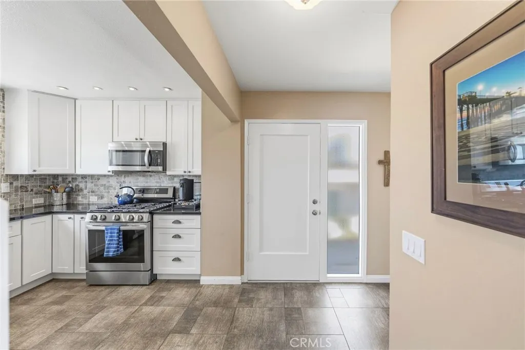 https://cdn.realtyfeed.com/cdn/127/306688629/5c374f6ba22f752cf0736c36dc4f090c.webp