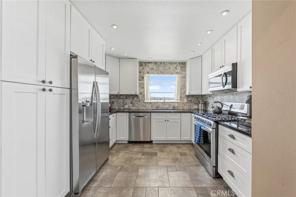 https://cdn.realtyfeed.com/cdn/127/306688629/892950fd04521054f45a6bcb8618464b.webp