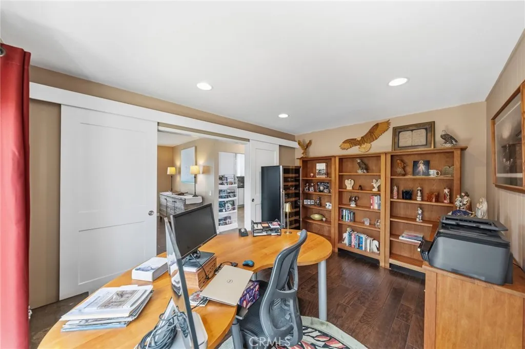 https://cdn.realtyfeed.com/cdn/127/306688629/ee0a07f4889395df0c35064146e425f5.webp