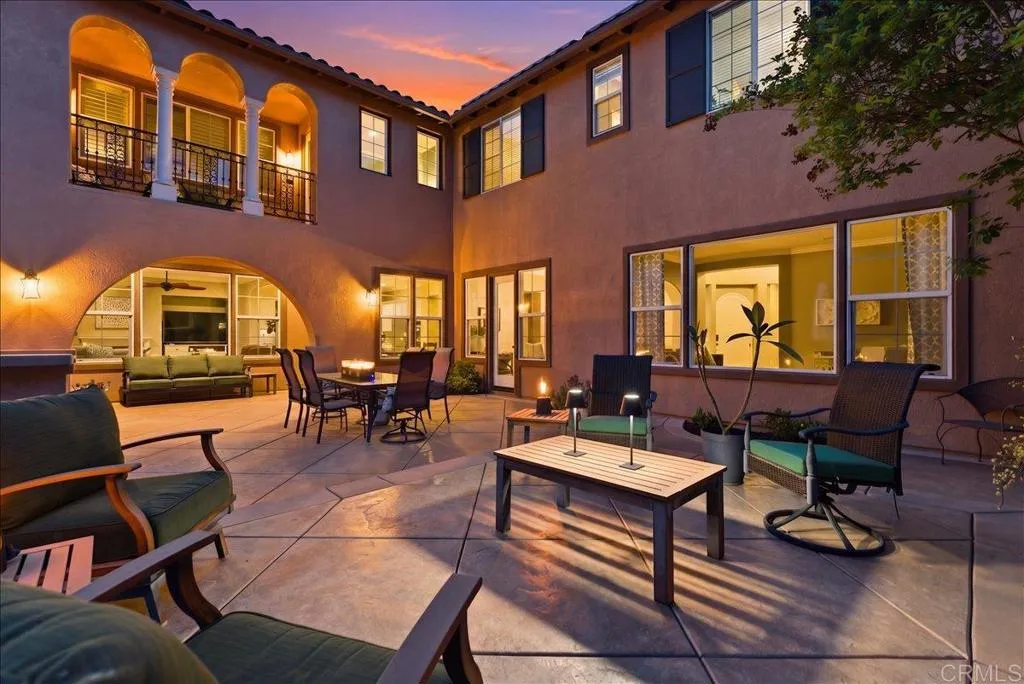 https://cdn.realtyfeed.com/cdn/127/306688639/0bcc6f1cab6a76f0e38ce8b234beb942.webp