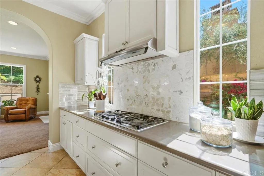 https://cdn.realtyfeed.com/cdn/127/306688639/c8526df91300b09cb3ca2e628dd2262e.webp