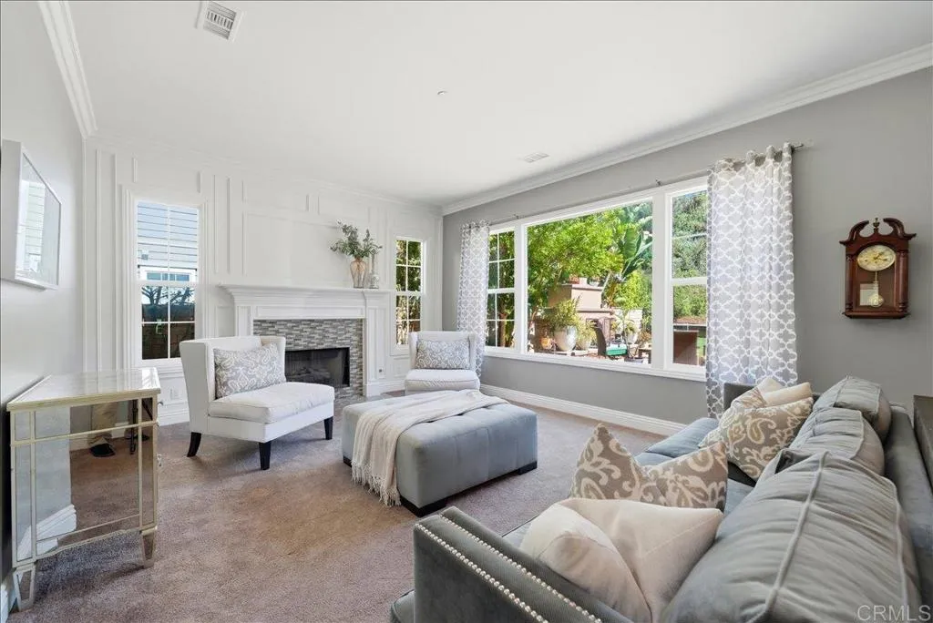 https://cdn.realtyfeed.com/cdn/127/306688639/ea999277e8740c1f53f718d5793ca638.webp