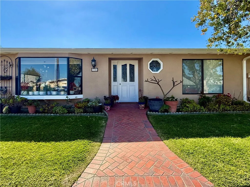 Seal Beach, CA 90740
