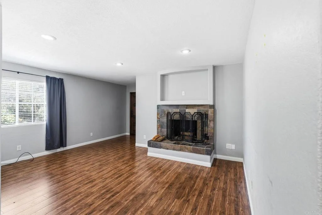 https://cdn.realtyfeed.com/cdn/127/306688704/df5a2b1eb1ab63c86132c2b9a62cbb80.webp