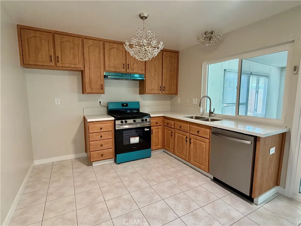 https://cdn.realtyfeed.com/cdn/127/306688782/08349d8da0e67ab125417189c22e9321.webp