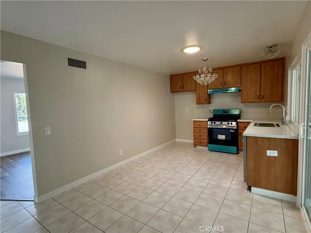 https://cdn.realtyfeed.com/cdn/127/306688782/2028b8147bfc8d630d18ccd7619dd26a.webp