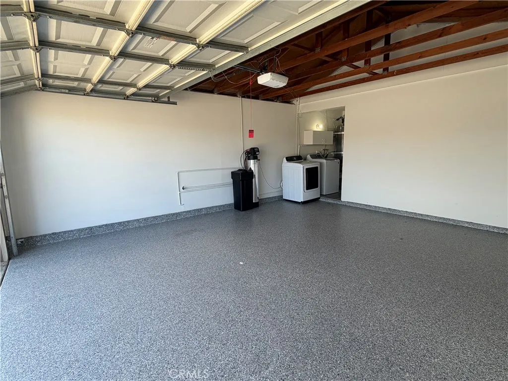 https://cdn.realtyfeed.com/cdn/127/306688782/8c2e5f0d9ef5dadcdf8a338850837689.webp