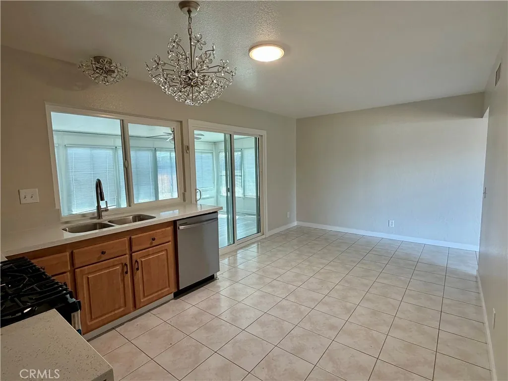 https://cdn.realtyfeed.com/cdn/127/306688782/a9d2ae60e59803c3ab604facbdd2c211.webp