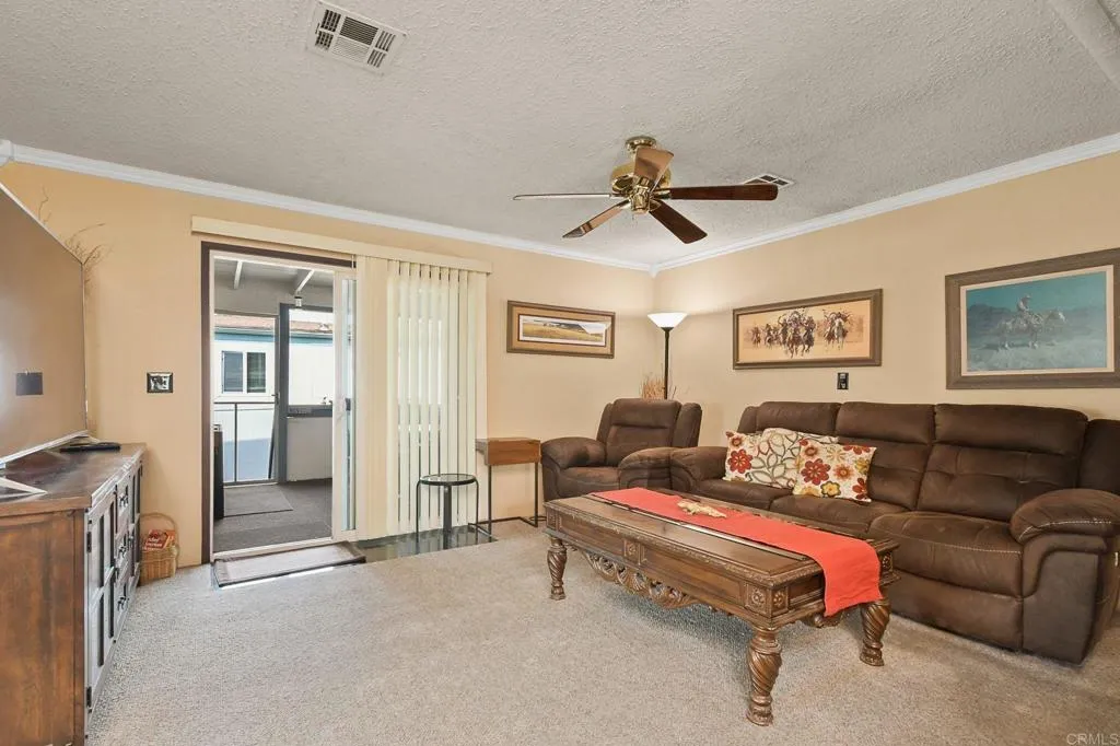 https://cdn.realtyfeed.com/cdn/127/306688818/49dd2761d1253d671b83f9b7ff0437c3.webp