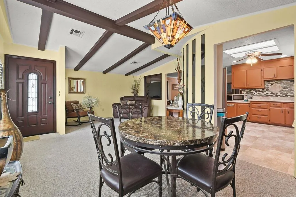 https://cdn.realtyfeed.com/cdn/127/306688818/e0268f5e85749b073f20528464a121f3.webp