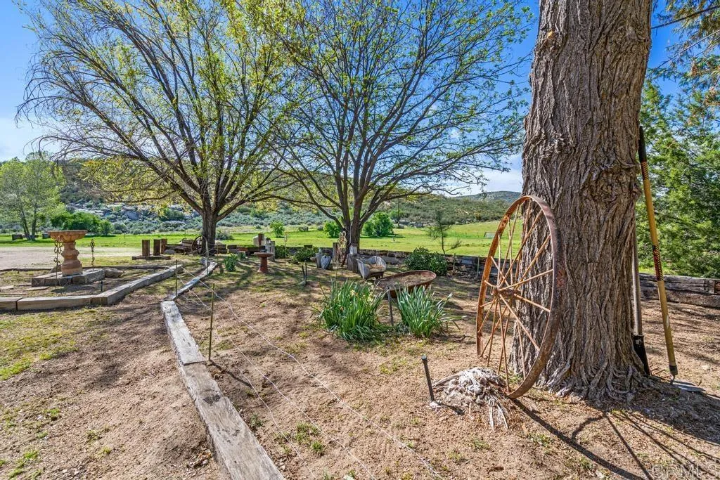 https://cdn.realtyfeed.com/cdn/127/306688849/16f8203827b914040878a95f1edae4d7.webp
