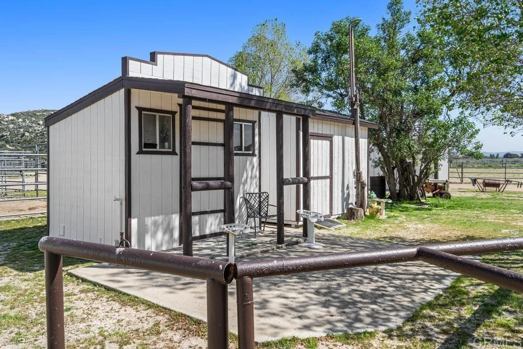 https://cdn.realtyfeed.com/cdn/127/306688849/75275c127bbae35186a79af2678b8ca6.webp