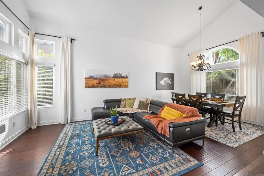 https://cdn.realtyfeed.com/cdn/127/306688944/4f0b2b25011b3a3b8b1657c7ceec105c.webp