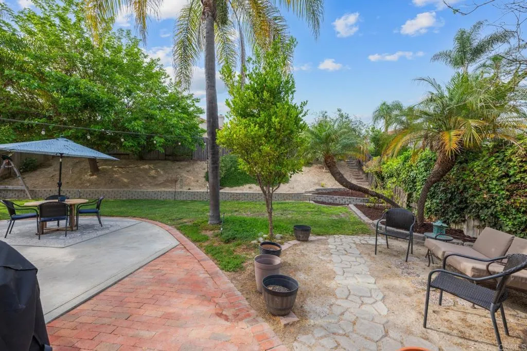 https://cdn.realtyfeed.com/cdn/127/306688944/f3004268f492bac06ca51213fc6af95b.webp
