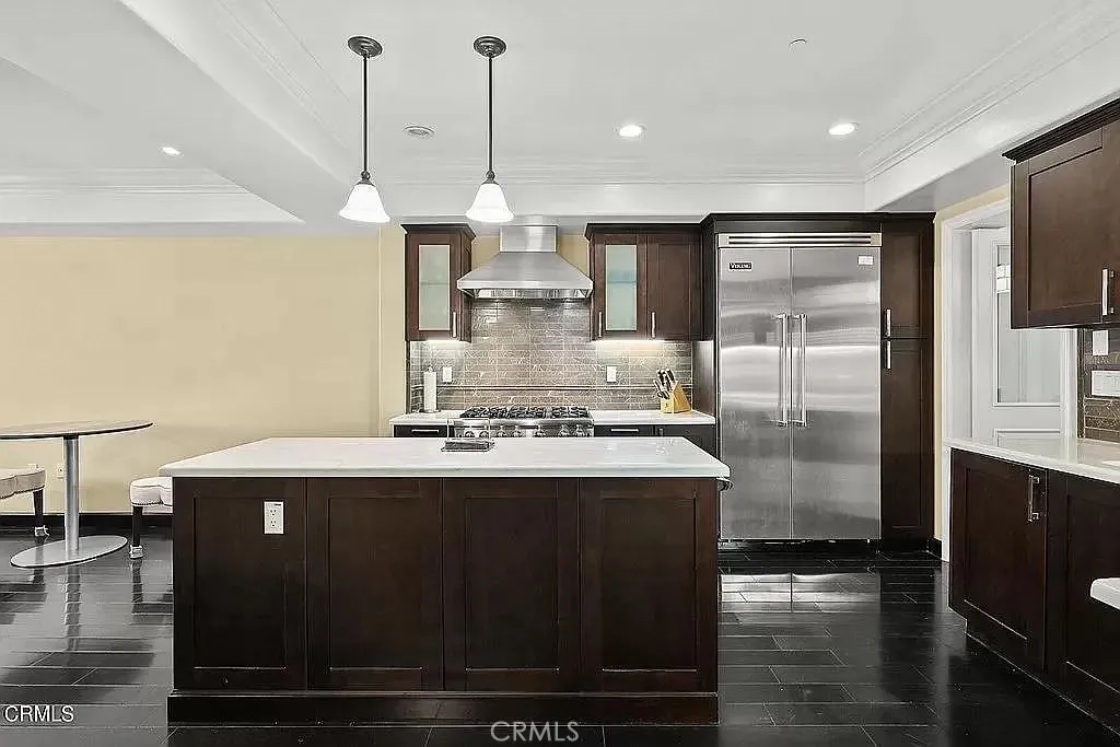 155 Cordova, Pasadena, CA, 91105