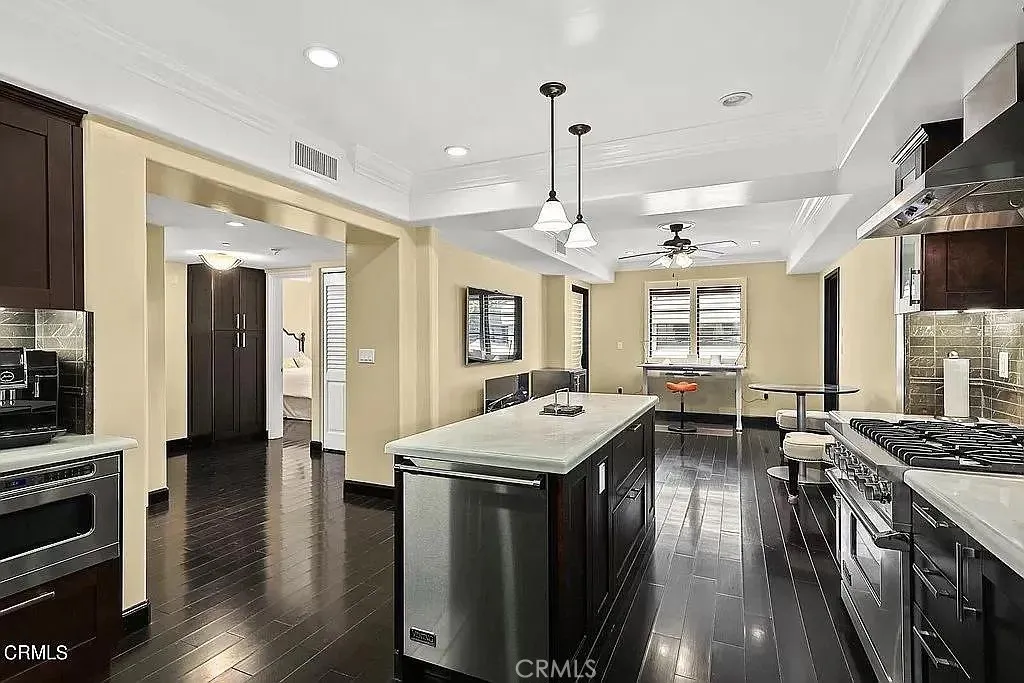 155 Cordova, Pasadena, CA, 91105