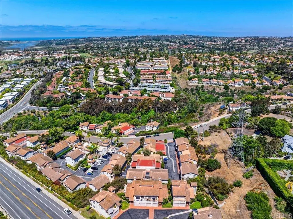 https://cdn.realtyfeed.com/cdn/127/306688979/5b9143e6628d9c6f062579c46b7ad42b.webp
