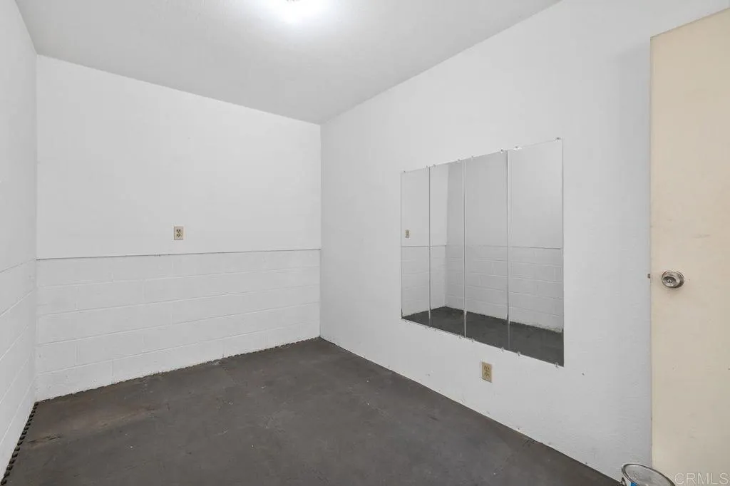 https://cdn.realtyfeed.com/cdn/127/306688984/60048323c6d14b66e0fd94e51d9f06fb.webp