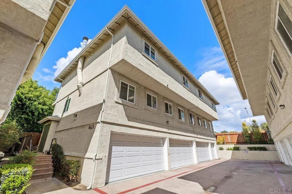 https://cdn.realtyfeed.com/cdn/127/306688984/d4036c0416f20f6c82df7d011aae5ea3.webp