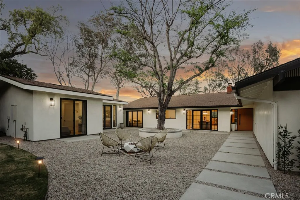 North Tustin, CA 92705