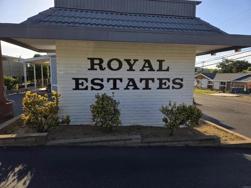 https://cdn.realtyfeed.com/cdn/127/306689050/0b6901952408da7bf81060b4c4869dea.webp