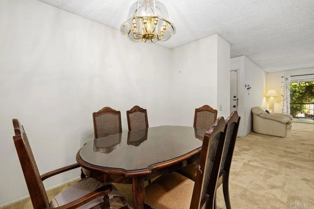 https://cdn.realtyfeed.com/cdn/127/306689111/233afc01bd0bc816add6fa3446dbfe5e.webp