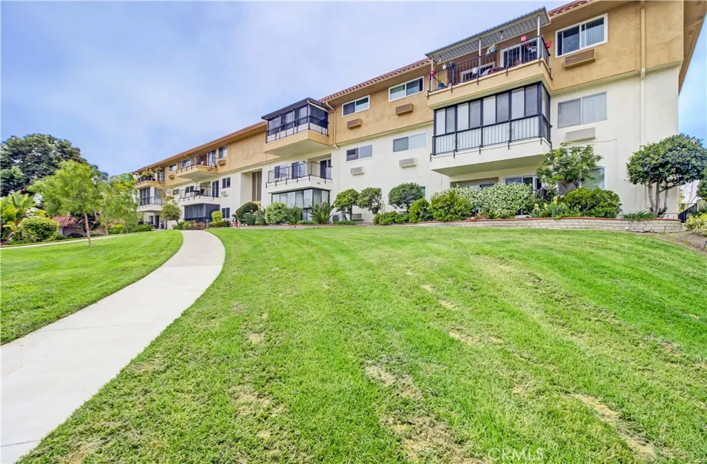 Laguna Woods, CA 92637