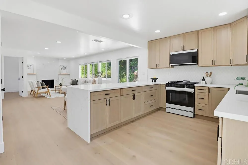 https://cdn.realtyfeed.com/cdn/127/306689187/3f26a13ef4eba57d4205935ea9eb88ff.webp