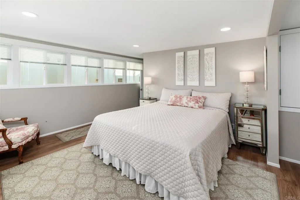 https://cdn.realtyfeed.com/cdn/127/306689214/9bec553f7b4d4cd664897237ab759bbd.webp