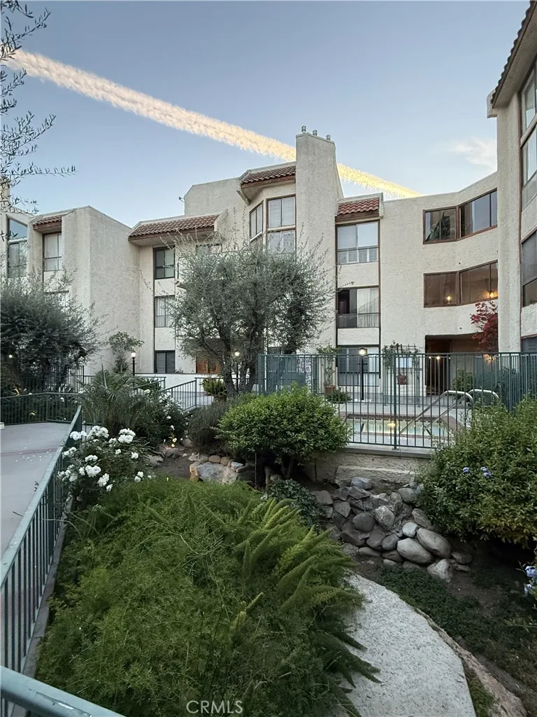 Encino, CA 91316
