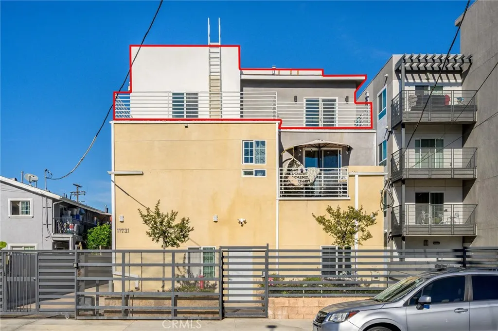 North Hollywood, CA 91605