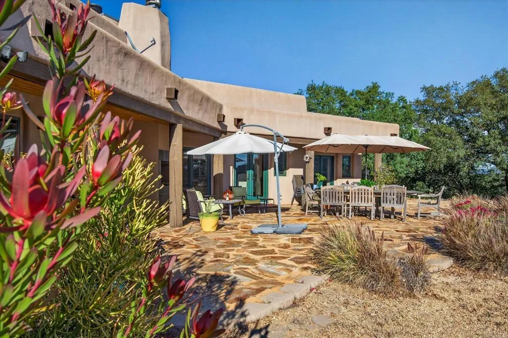 https://cdn.realtyfeed.com/cdn/127/306689408/1cd679176f091c8e89b32da2342e3e19.webp